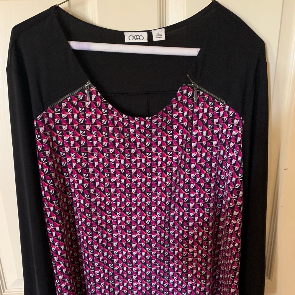 Ladies casual blouse. Long sleeve